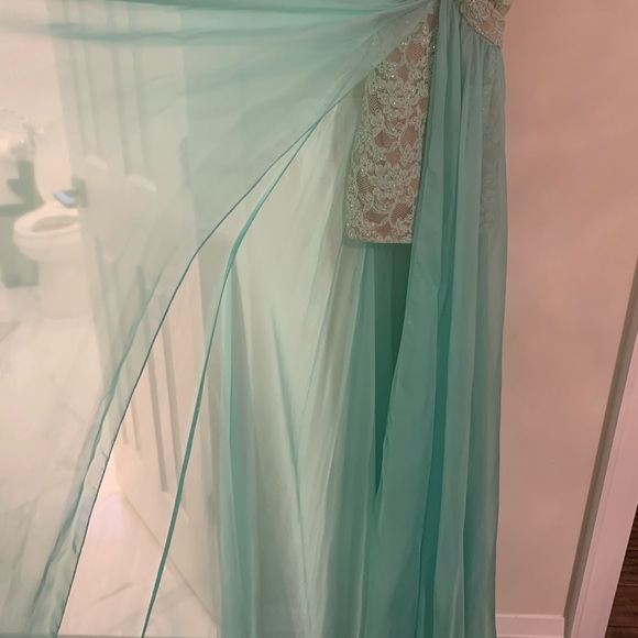 Gorgeous 2 pc dress from La Femme - Picture 2 of 4